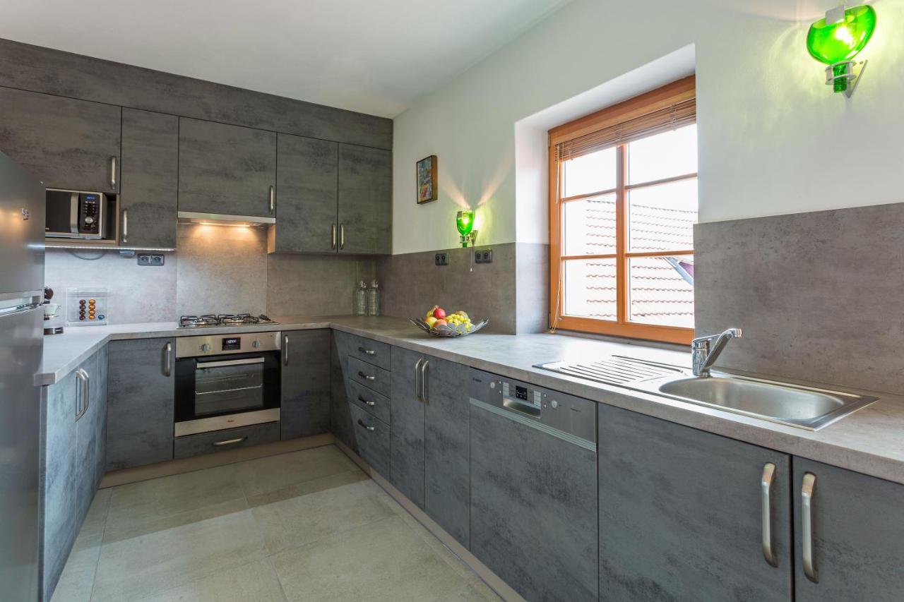 Vinny Apartman Rakovník Buitenkant foto