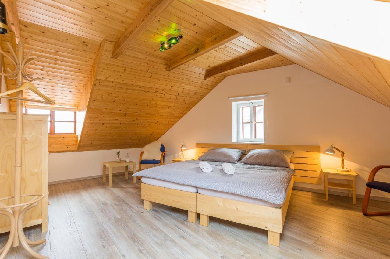 Vinny Apartman Rakovník Buitenkant foto