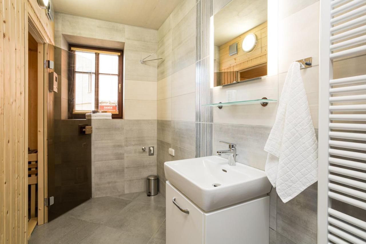 Vinny Apartman Rakovník Buitenkant foto
